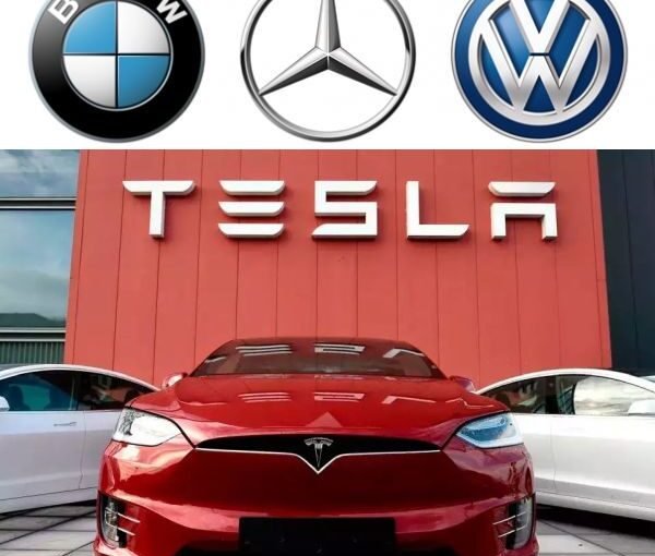 German e-Car Makers Are Struggling To Develop Reliable Software !