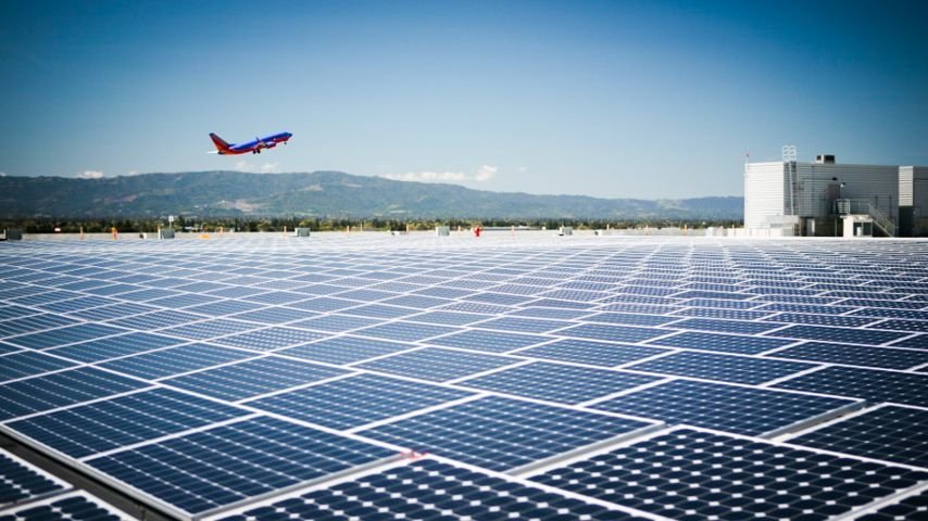 Airport-Solar-Panels