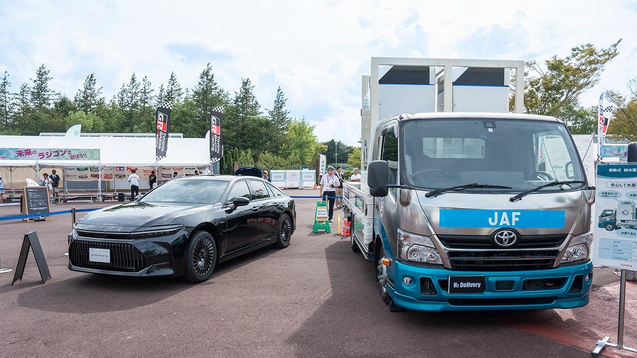 Hydrogen Road Service Vehicle
